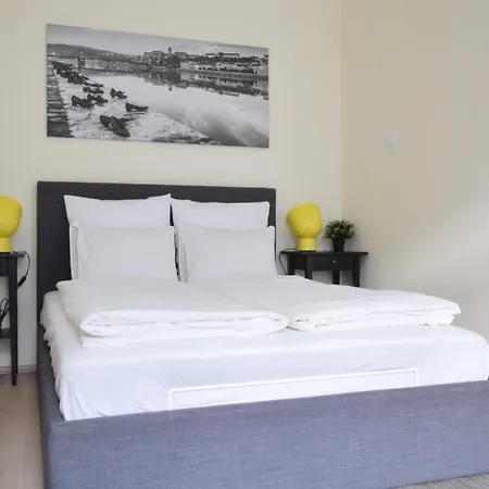 E16- Modern & Quality Apartments, Best Location Apartamento *